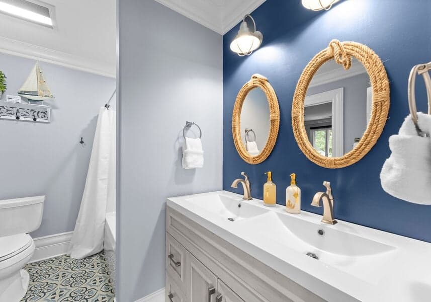 Lucent Sunset Retreat - Image 29