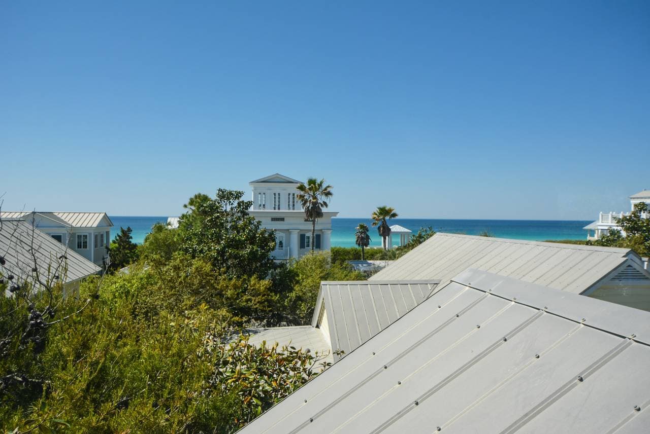 Moorhen Home - Image 2