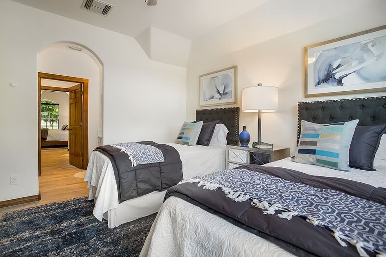 Sunny Oaks - Image 15