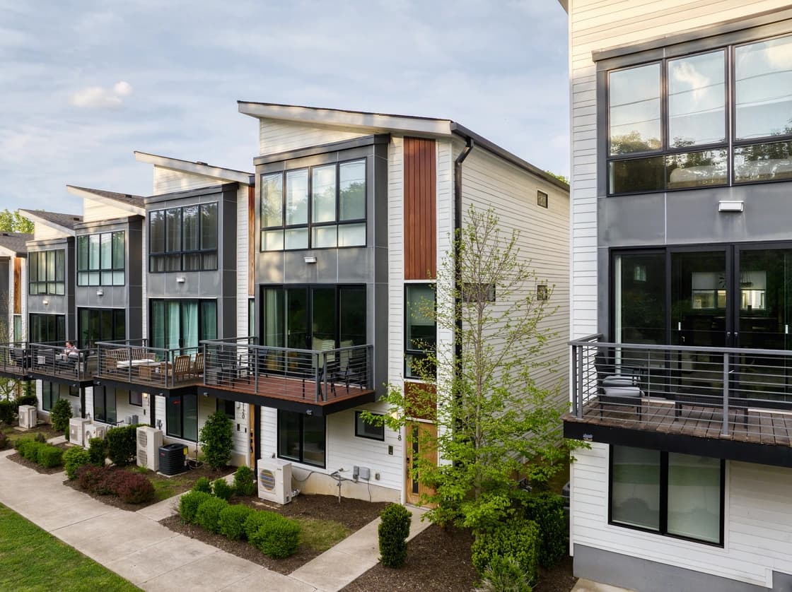 9th Avenue - Image 26