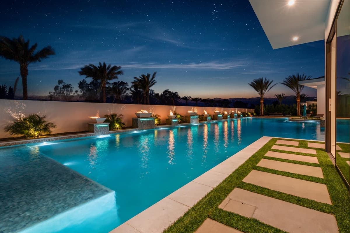 Bravo Villa #10 - Image 78