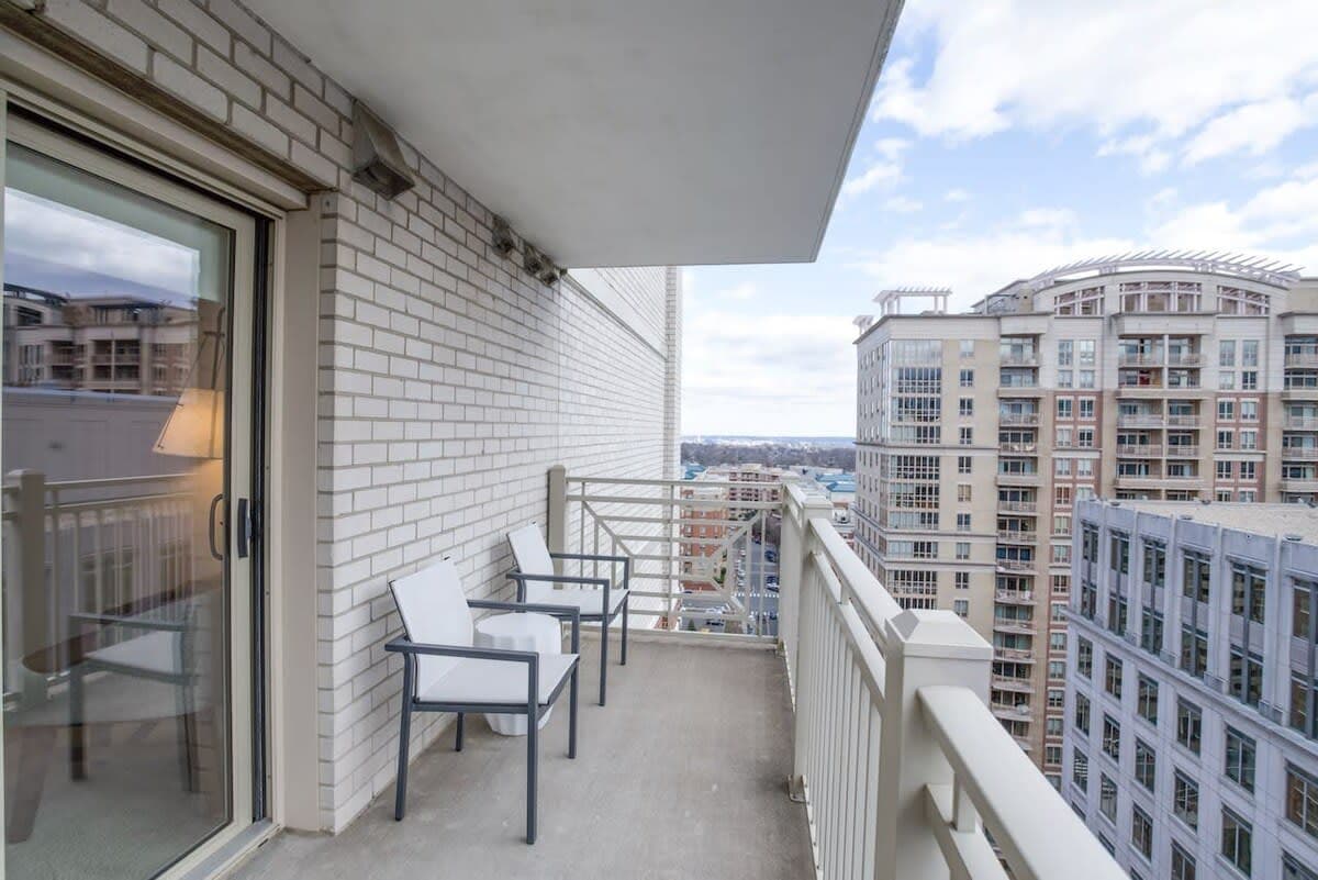 Hydrangea Residence - Image 44