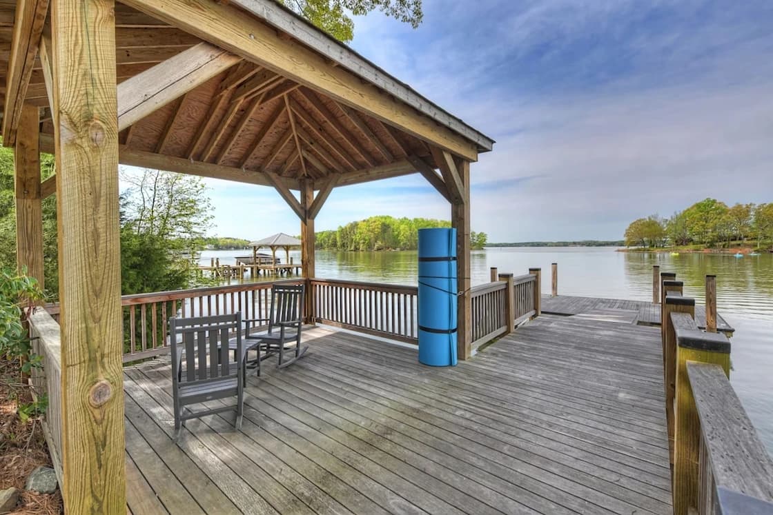 Sunset Shores Resort - Image 21