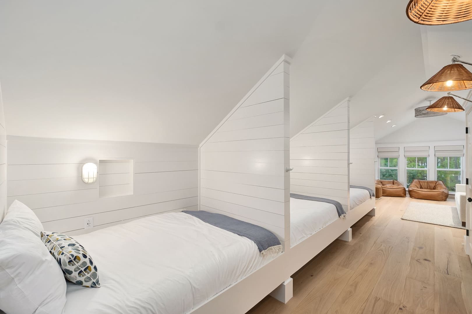 Blue Water Haven - Image 36