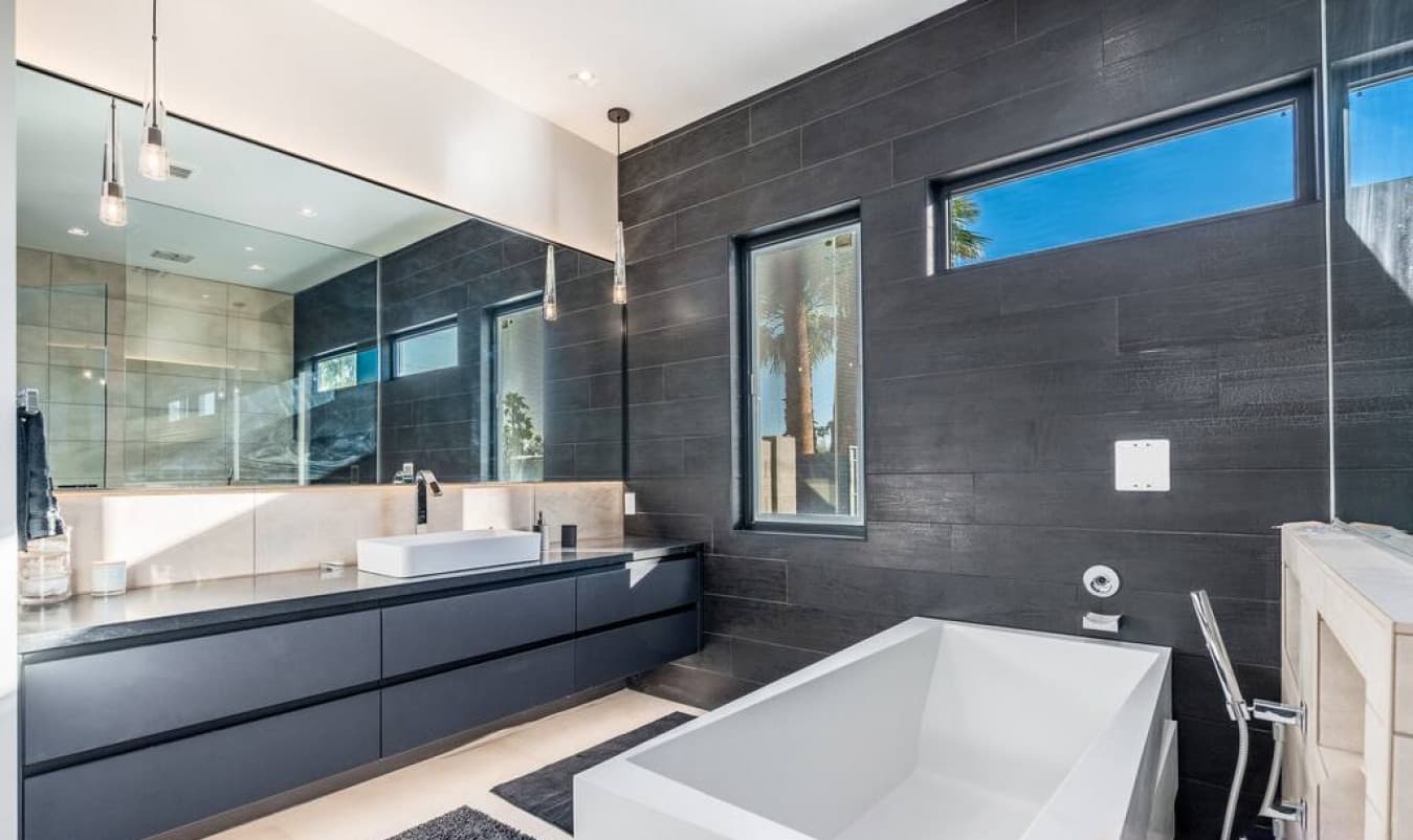 Scottsdale Desert Paradise - Image 23