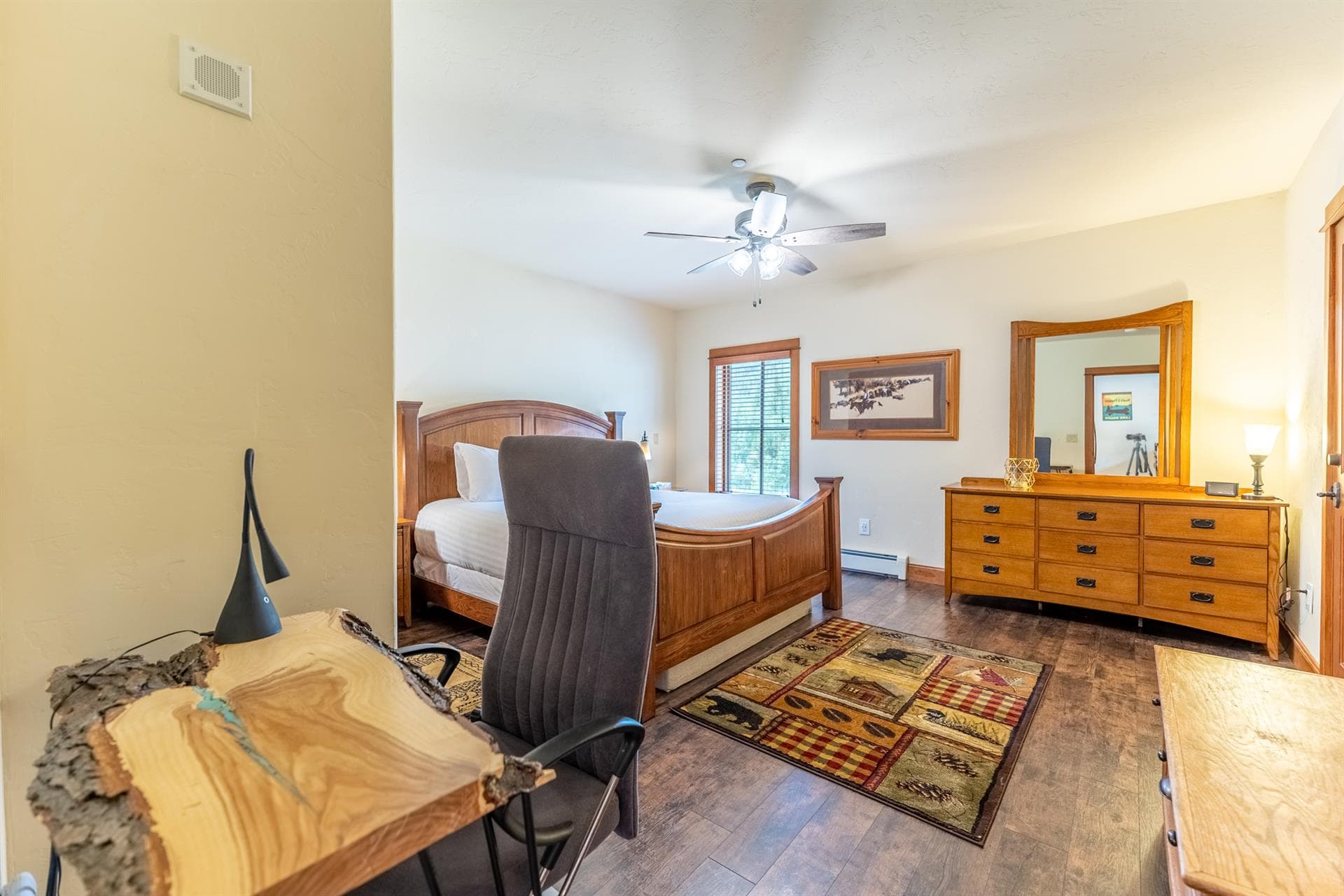 Misty Mountain House - Image 12