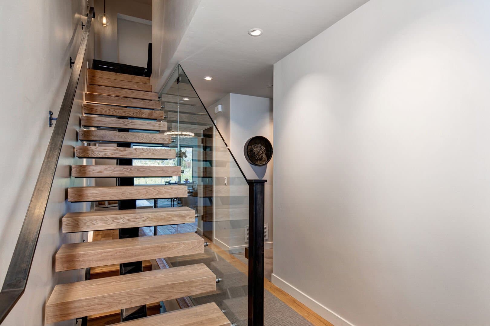 Little Belle Residence #5 - Image 30