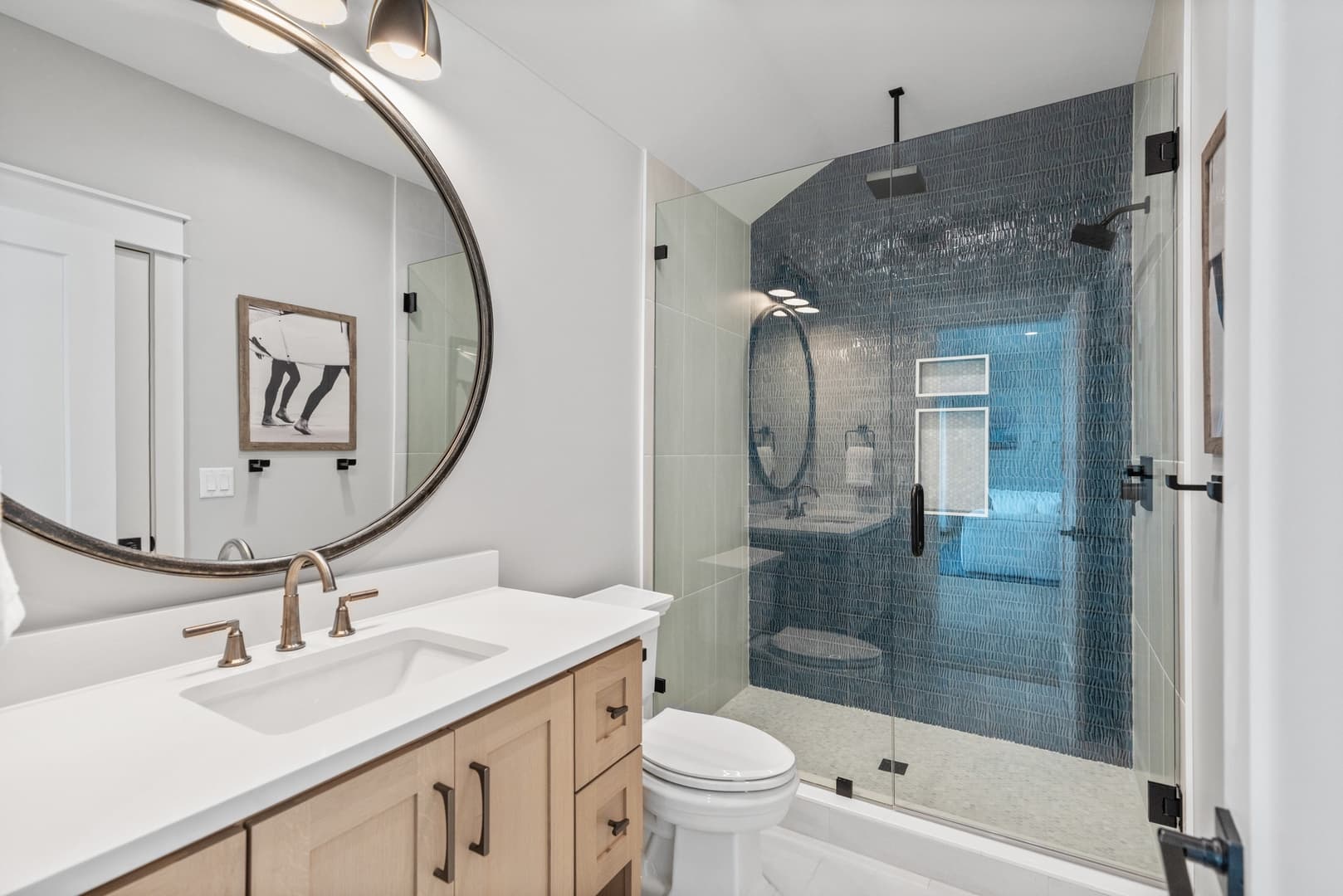 Grand Pearl - Image 147