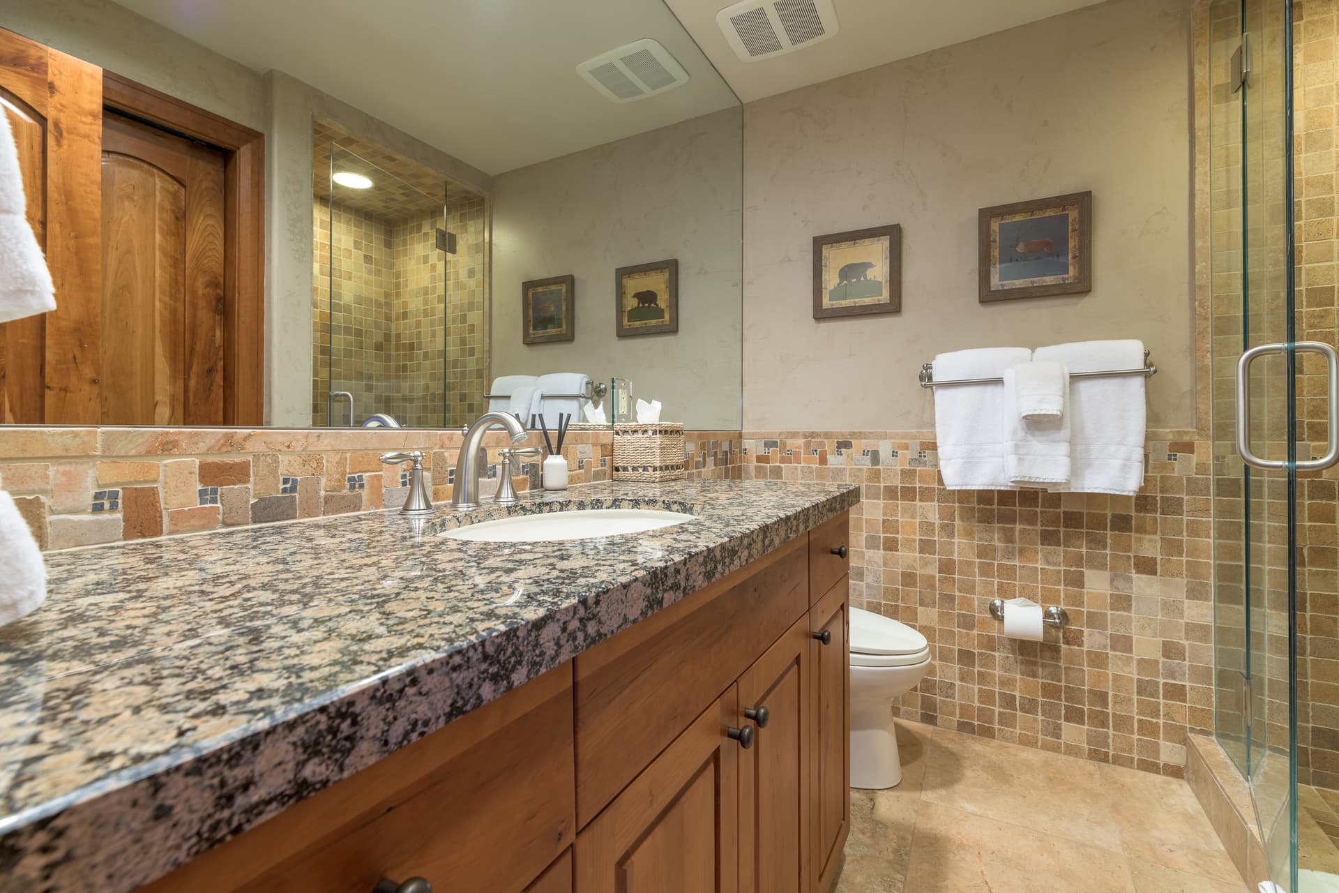 Chalet du Valais at Aspen Ridge - Image 22