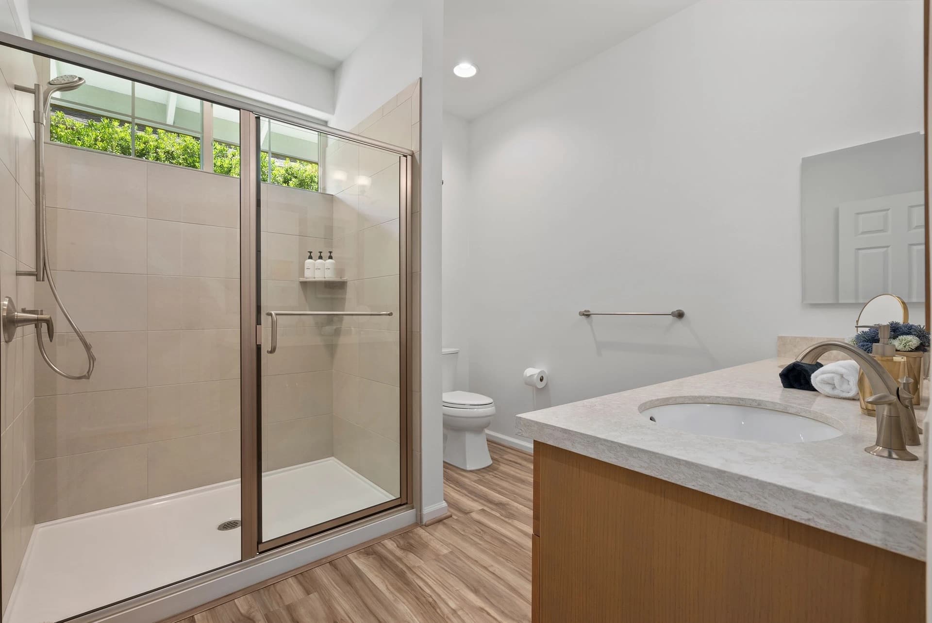 Pakele Oahu - Image 21