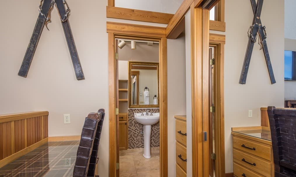 Arrowhead #1673 - Image 14