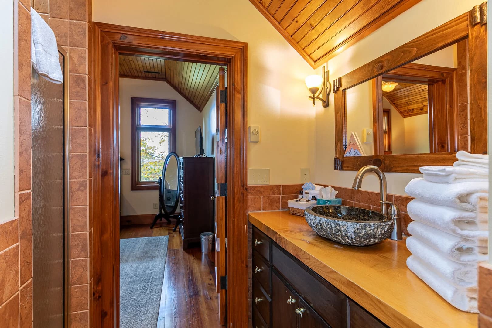 Overlook Estate in The Farm - Image 37