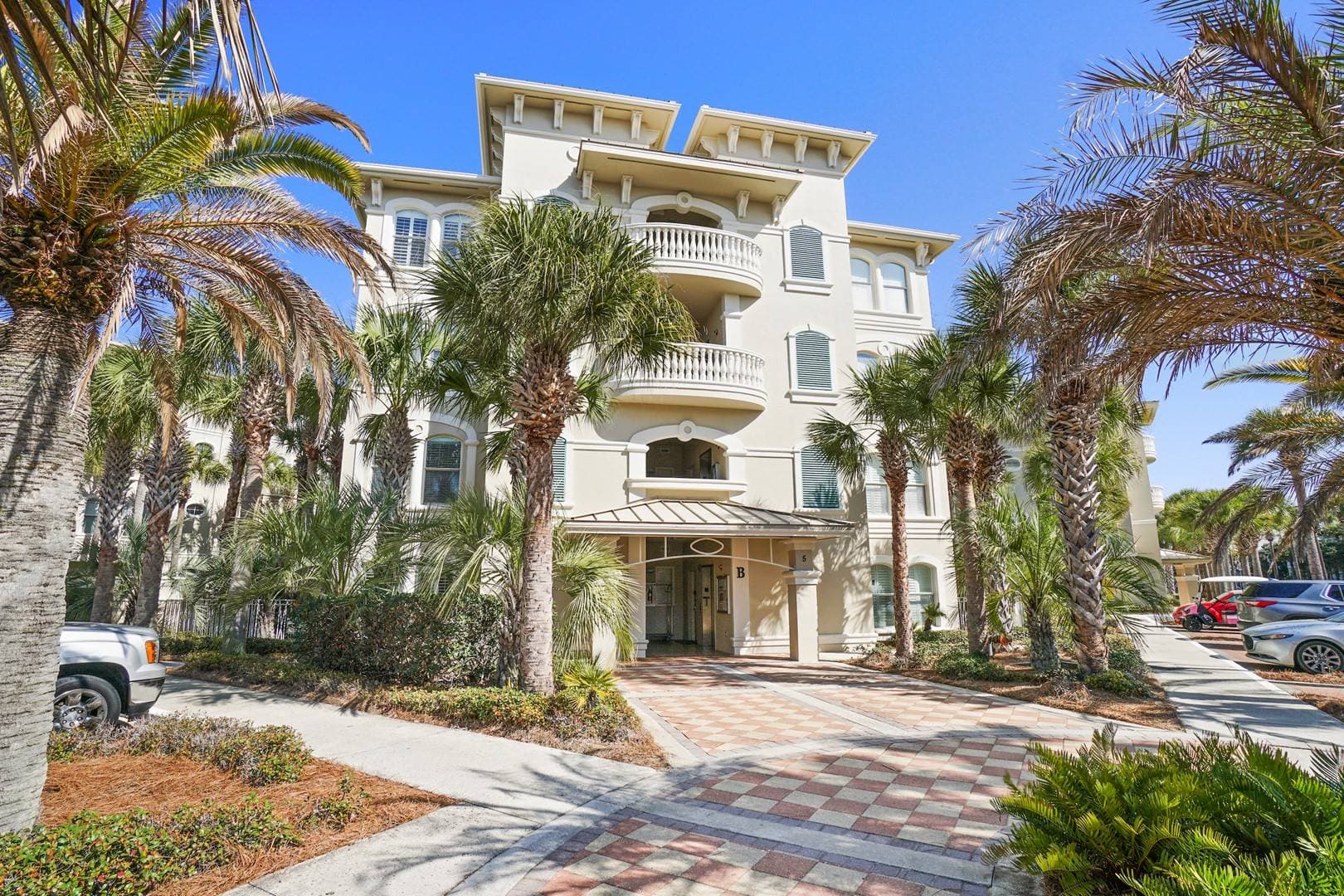 Seacrest Residence - Image 1