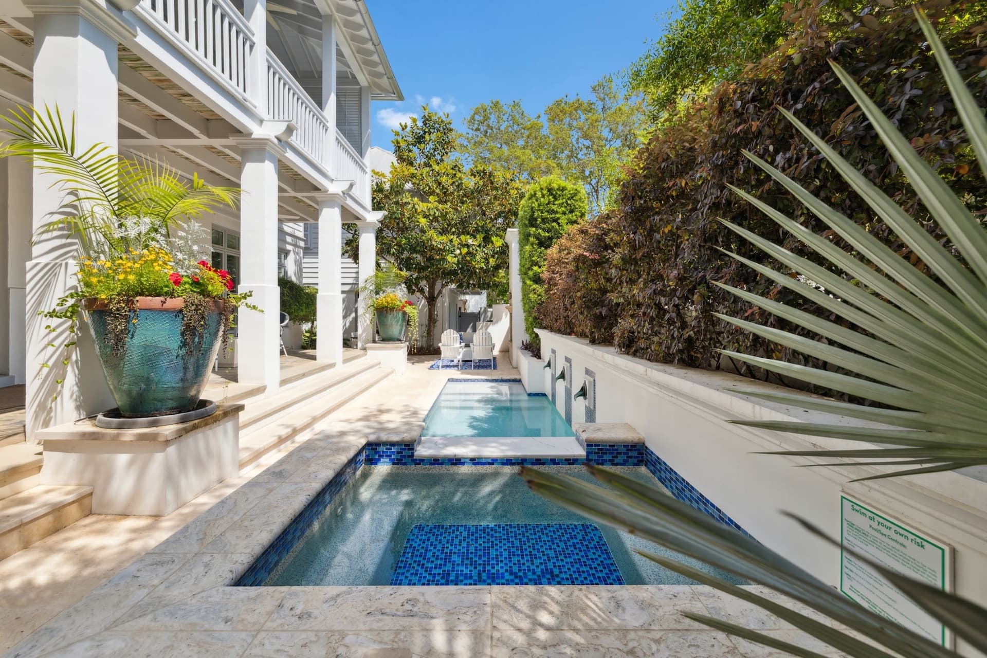 Blue Door Cottage - Image 1