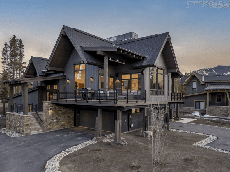 Whale's Tail Watch - Image 34