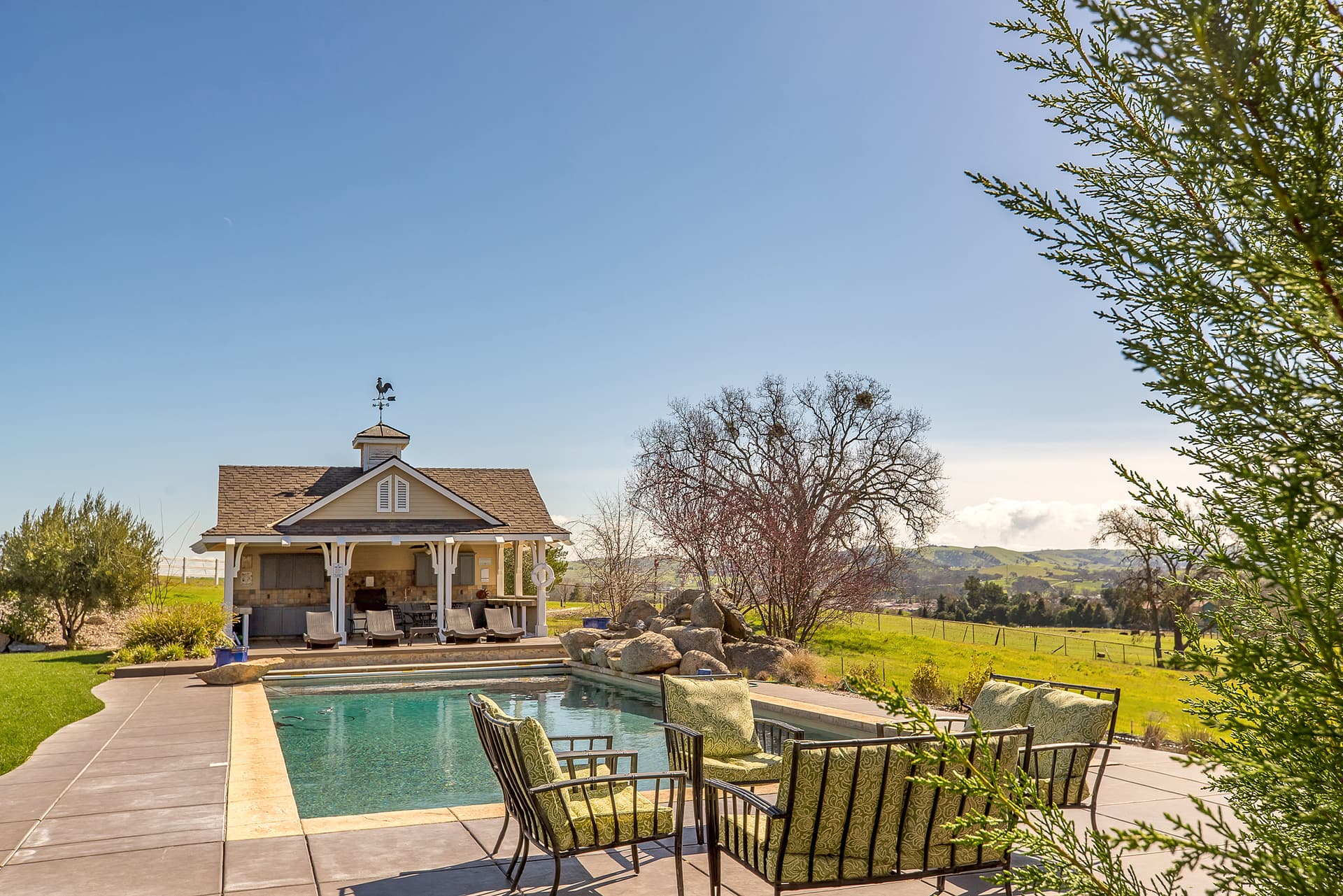 Frontier Farmhouse - Image 49