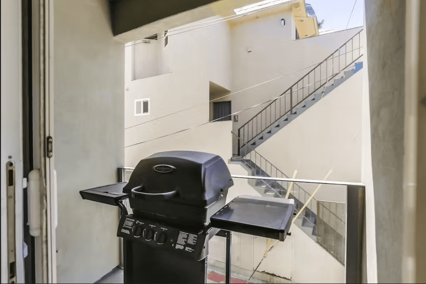 Rockaway Escape - Image 10