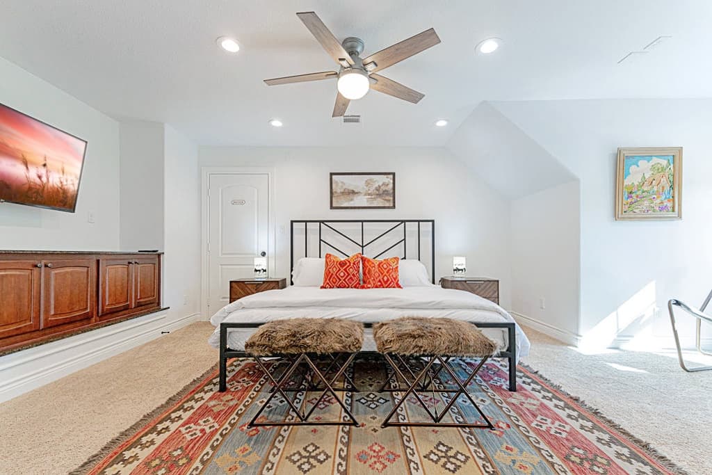 Send The Light - Image 25