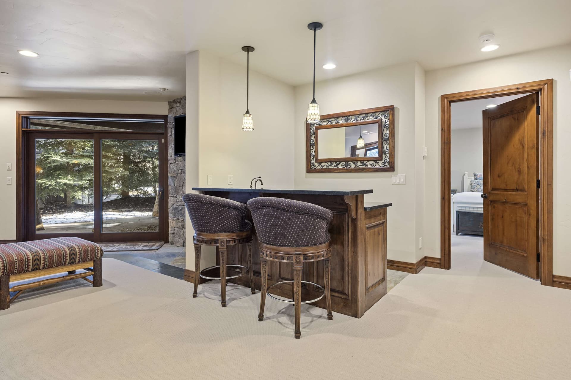 Luxury Mountain Retreat - Image 26