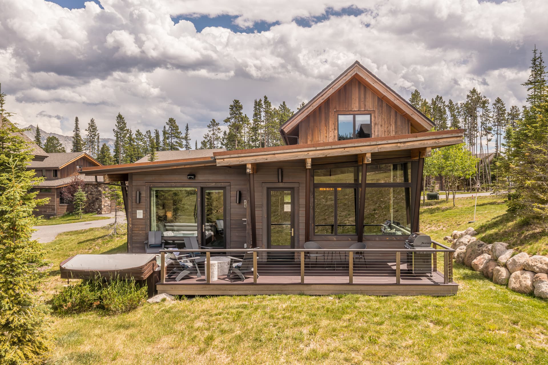 Tanager House - Image 1