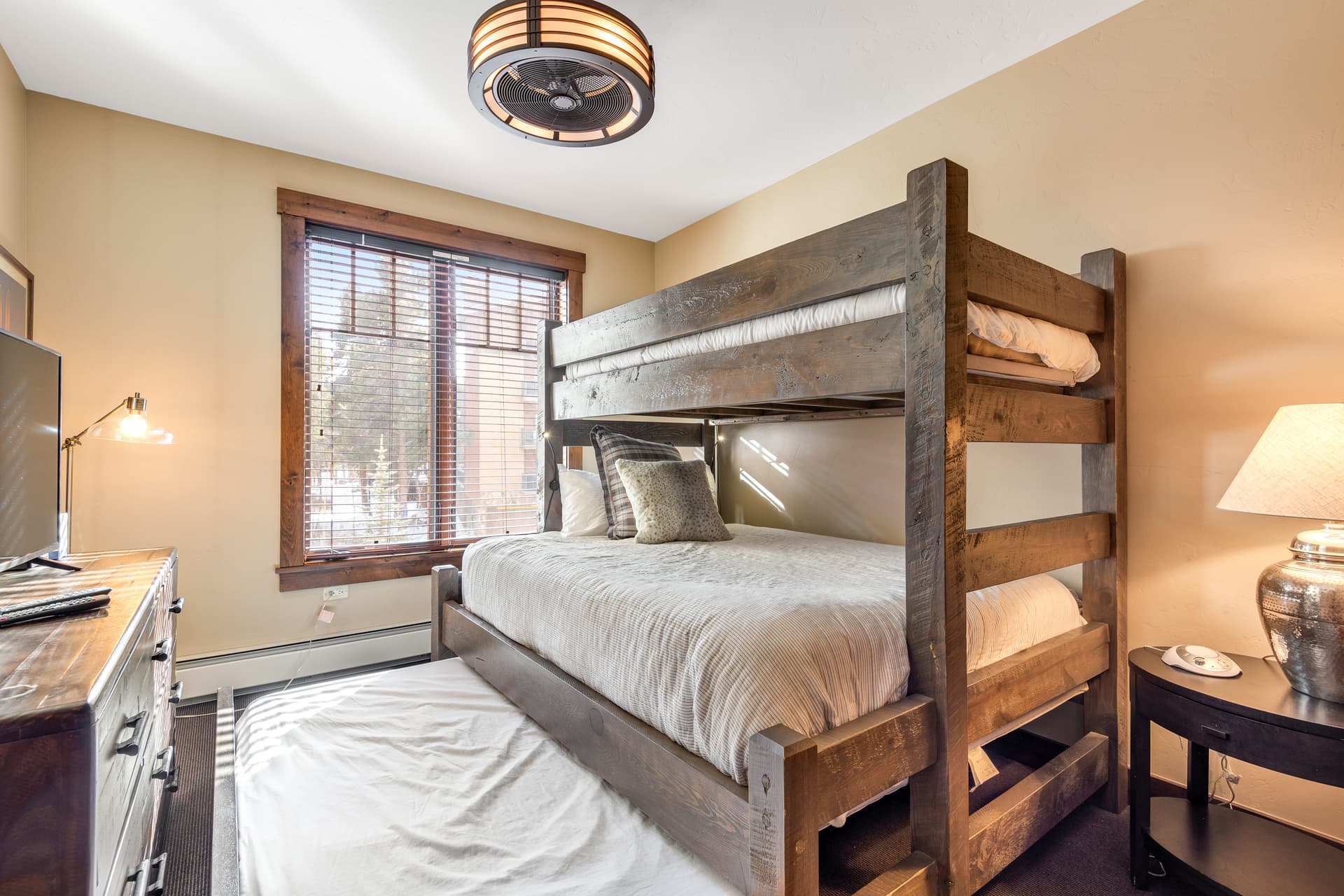 Water 6208 Home - Image 16