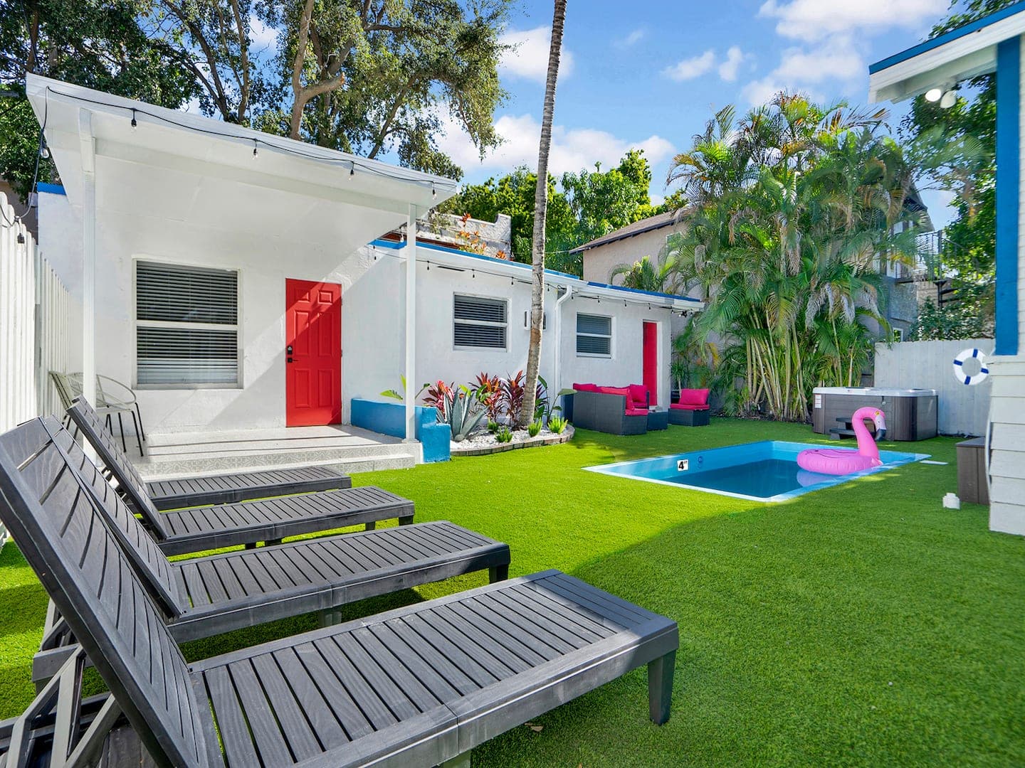 Bungalow House - Image 32