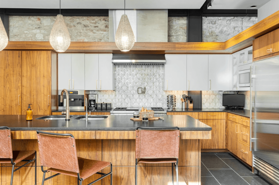 Paramount Place - Image 17