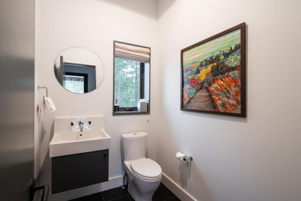 Lake Cabin #27 - Image 5