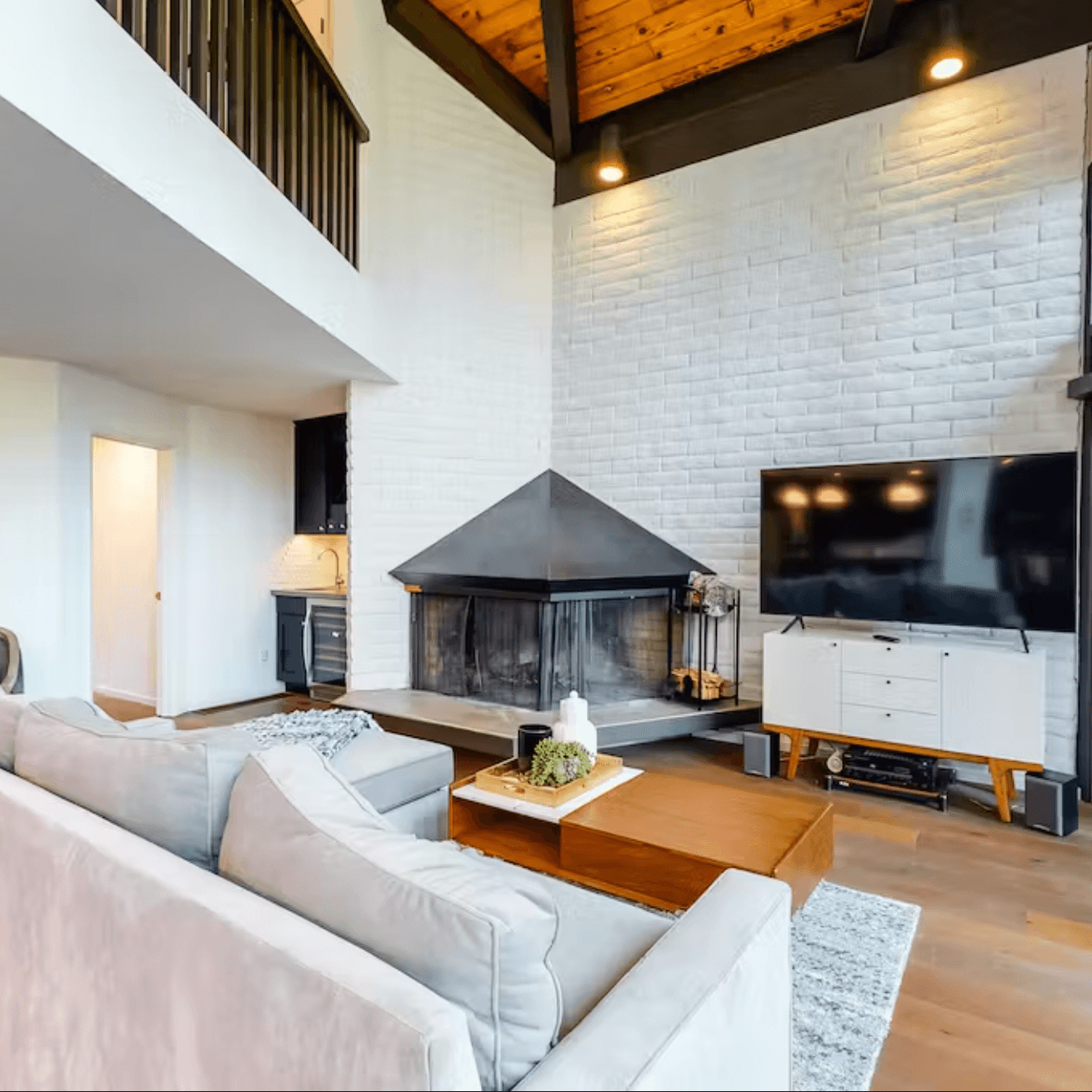 Among the Trees Home - Image 1