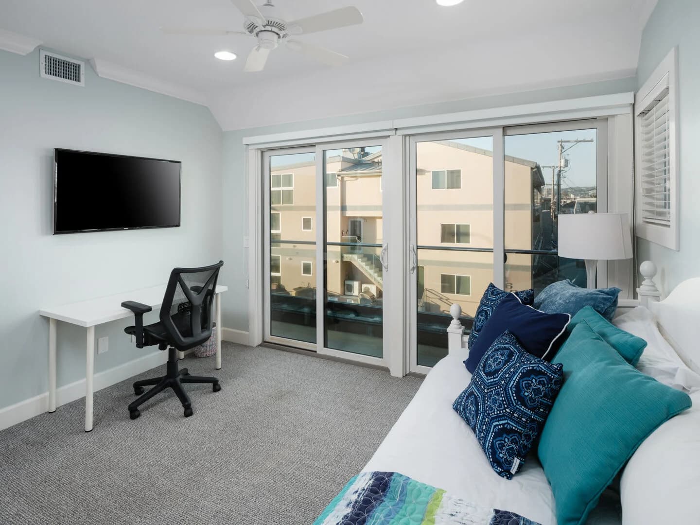 Oceanfront San Juan Penthouse - Image 13