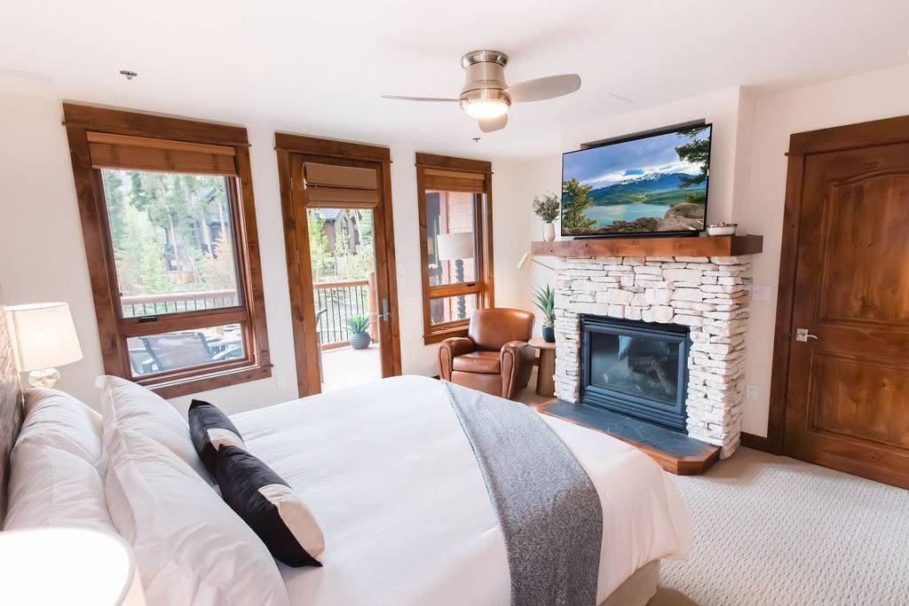 Seasons #607 - Image 33