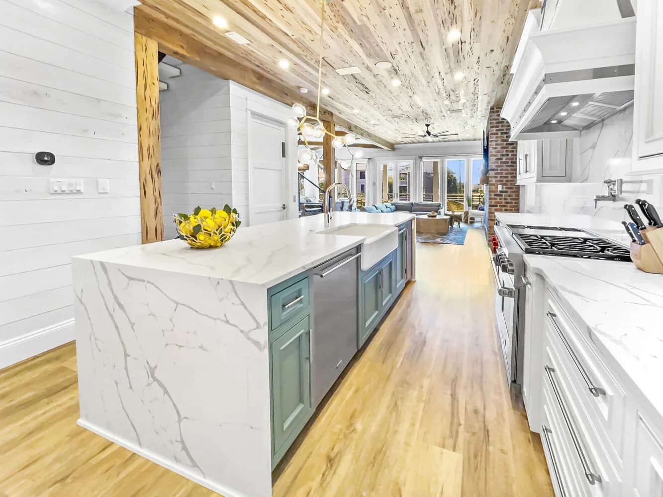 Summer Wind - Image 20