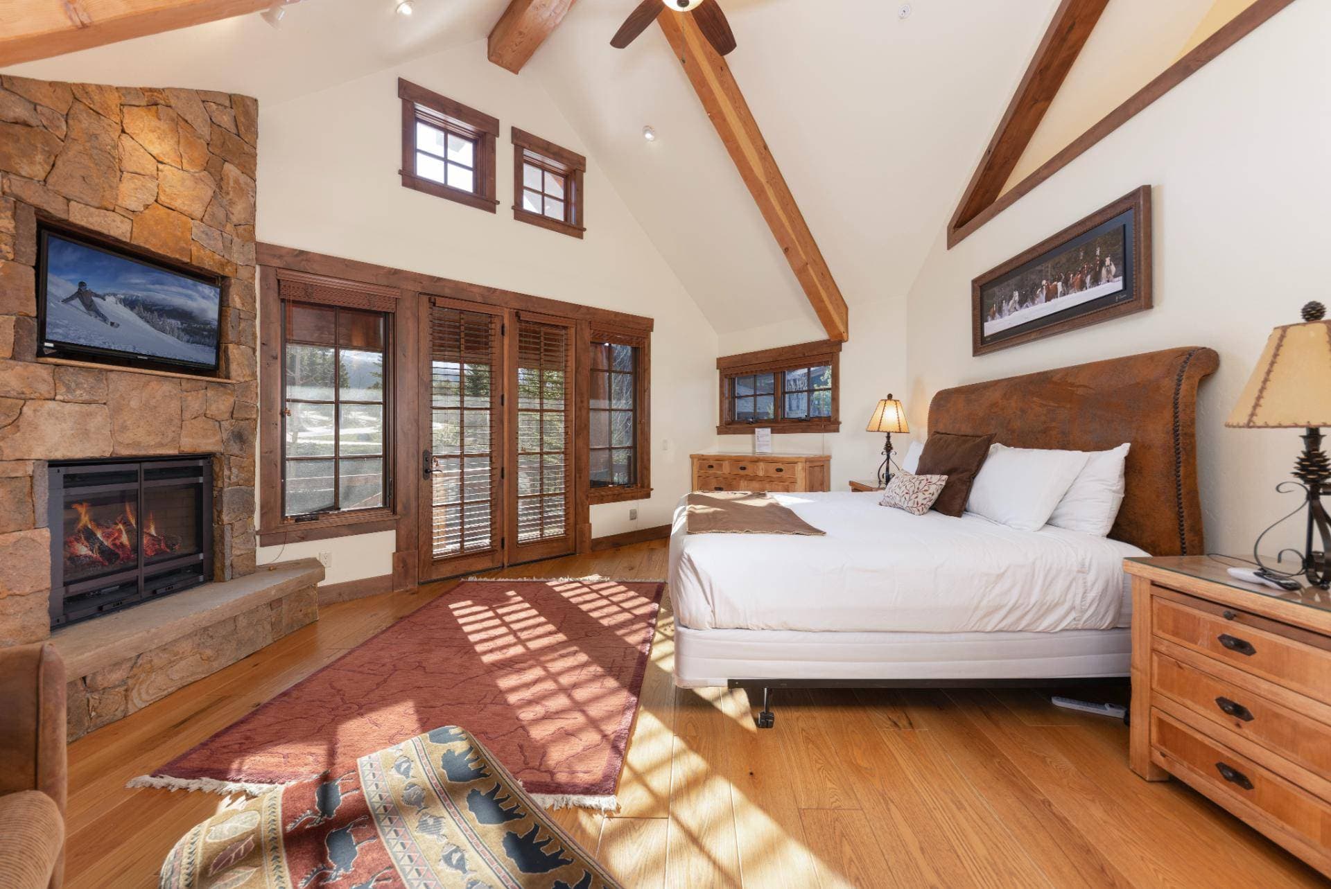 Fox Paw Lodge - Image 16