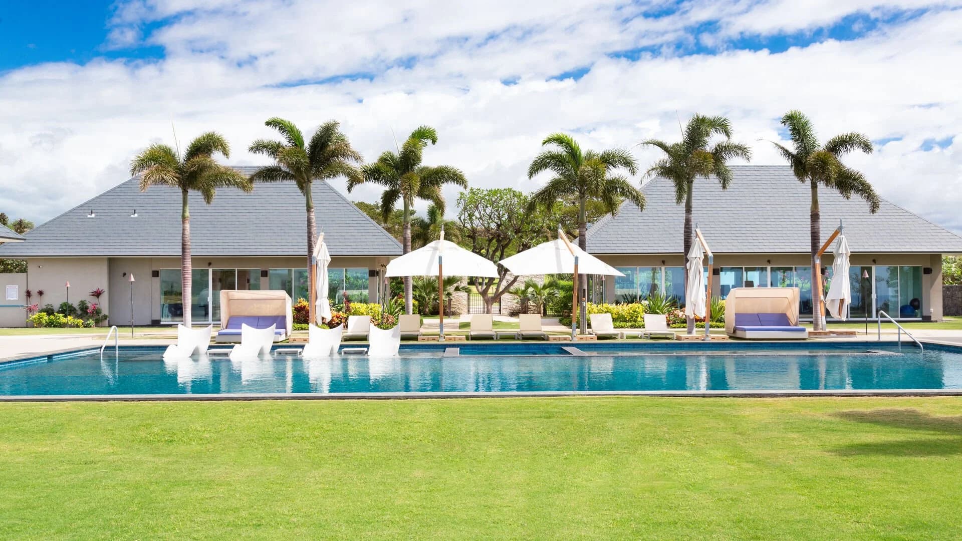 Hale Kailani - Image 92