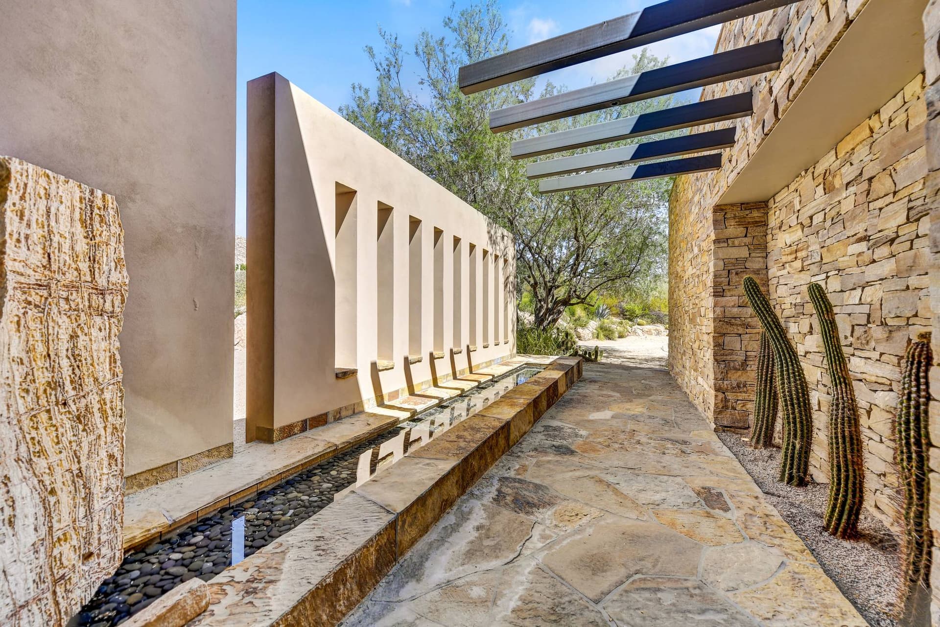 Scottsdale Desert Oasis - Image 14