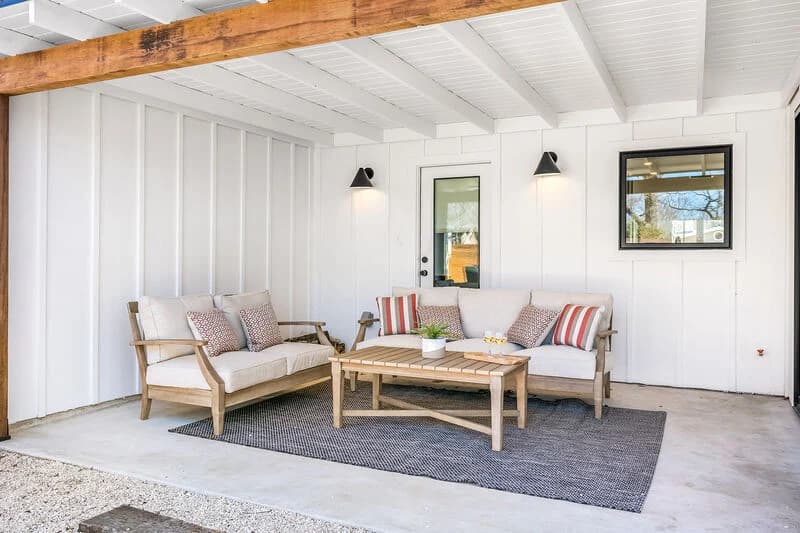 Biscuit House - Image 2