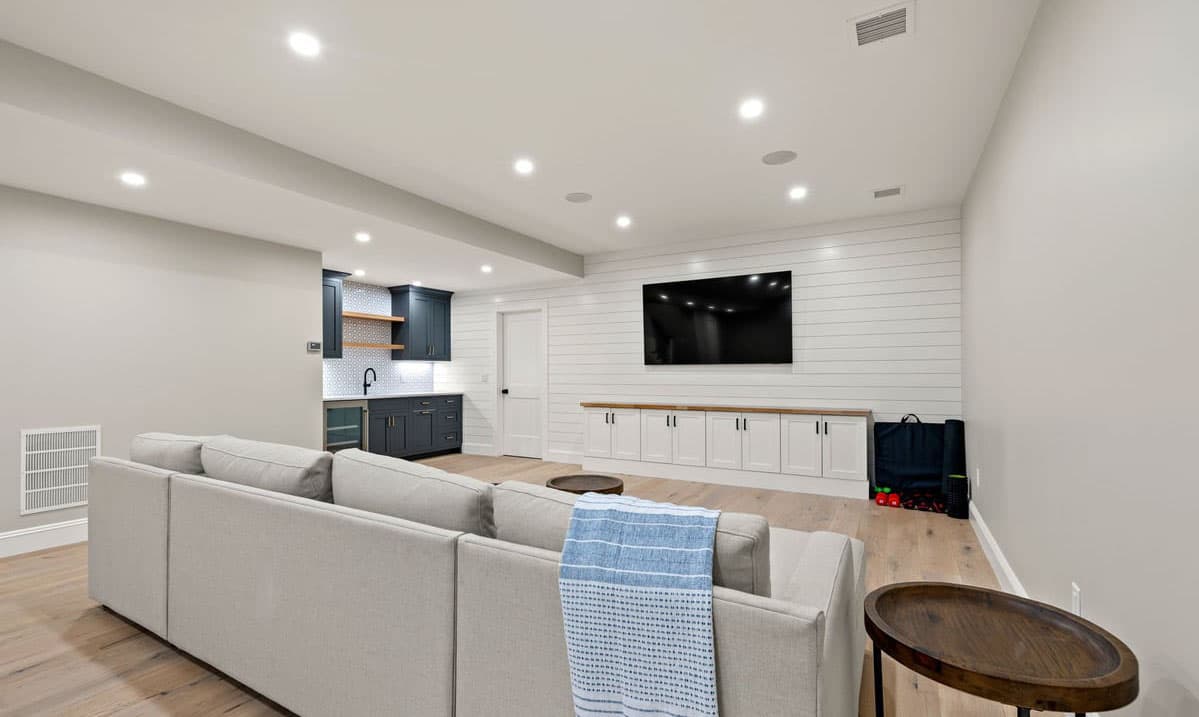 Stillwater House - Image 28