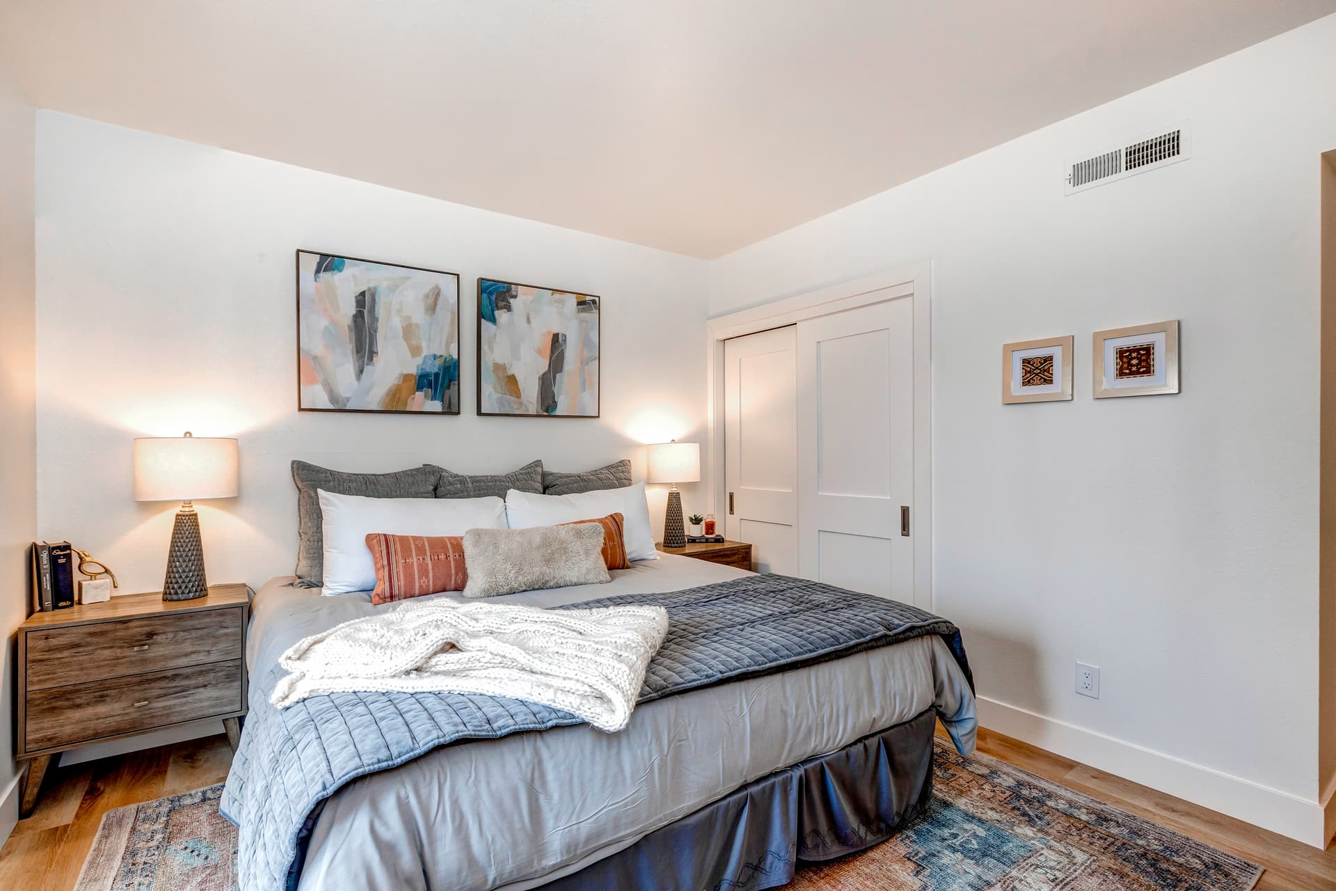 Park Station Luxury Retreat Home - Image 14