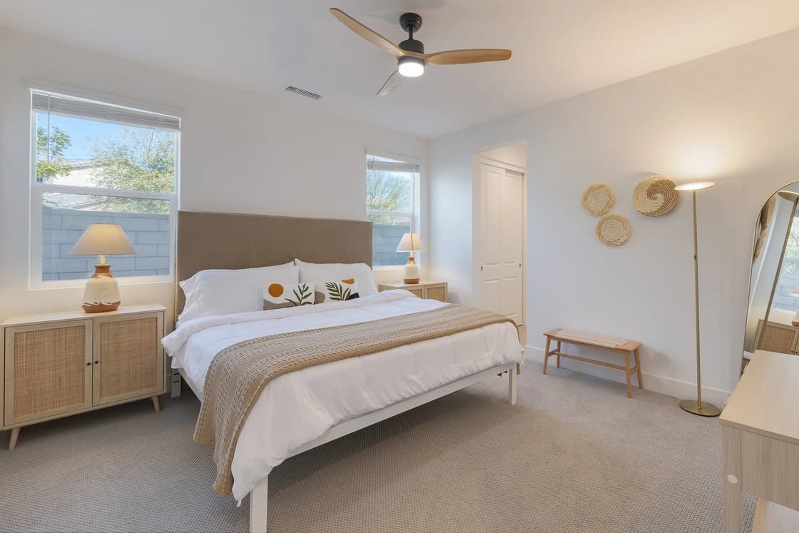 Lago Luxe - Image 19