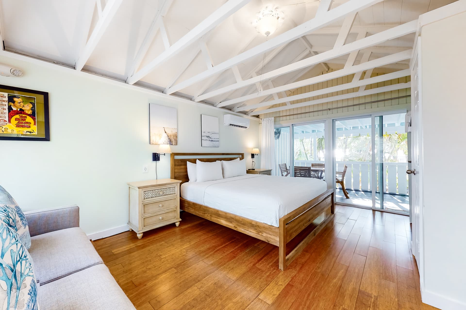 Papa's Hideaway - Image 21