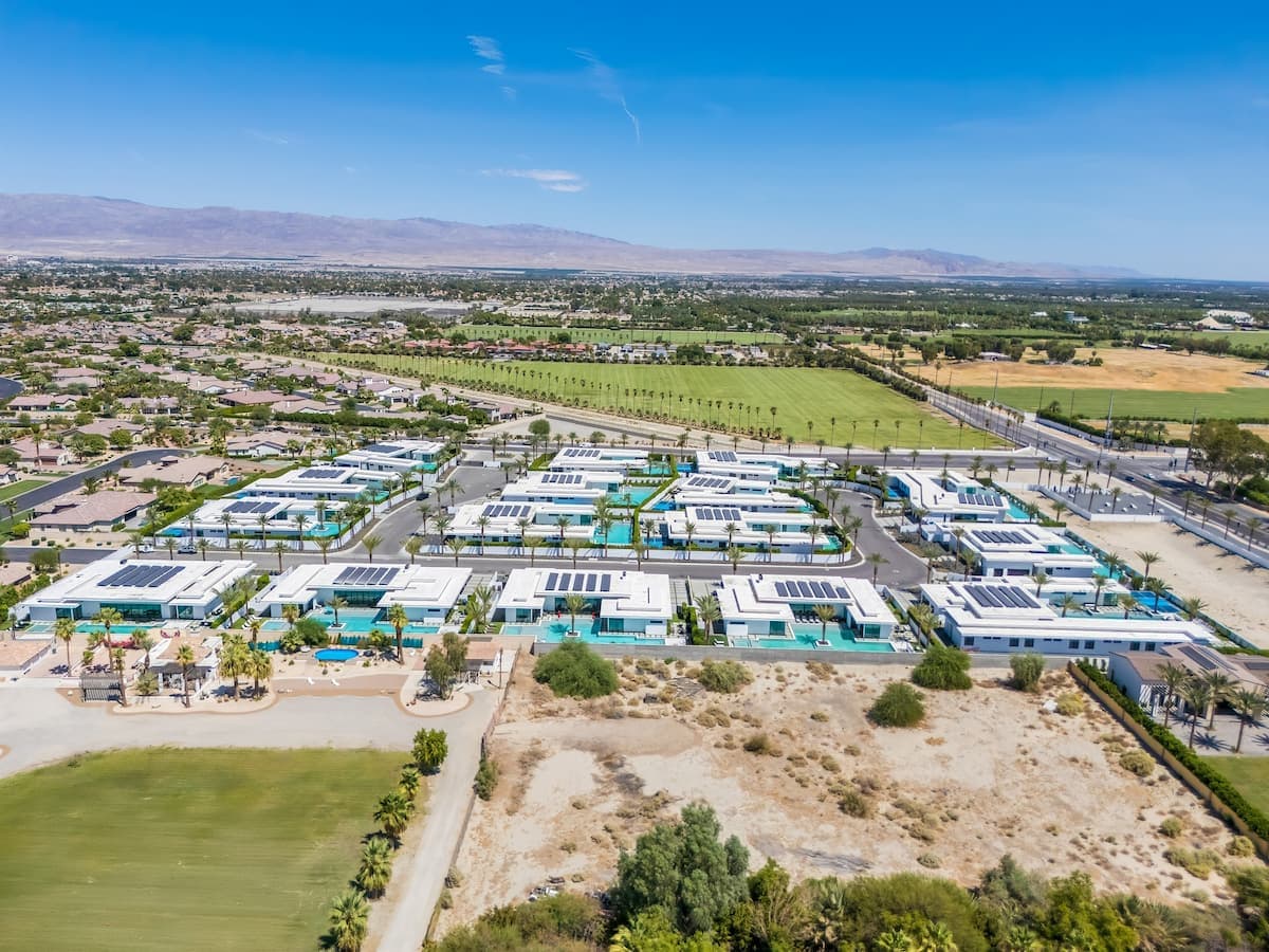 Bravo Villa #10 - Image 94