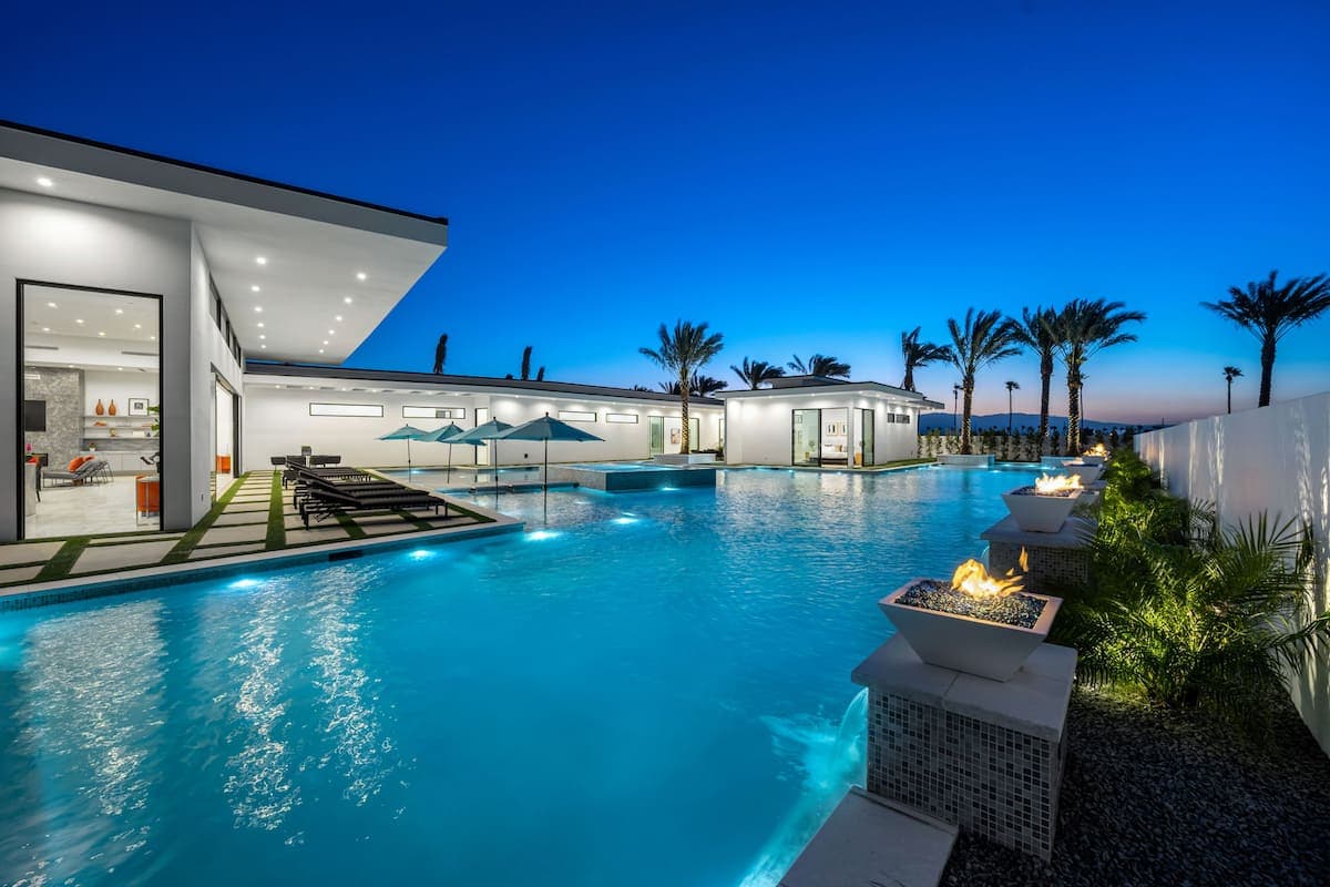 Bravo Villa #10 - Image 73