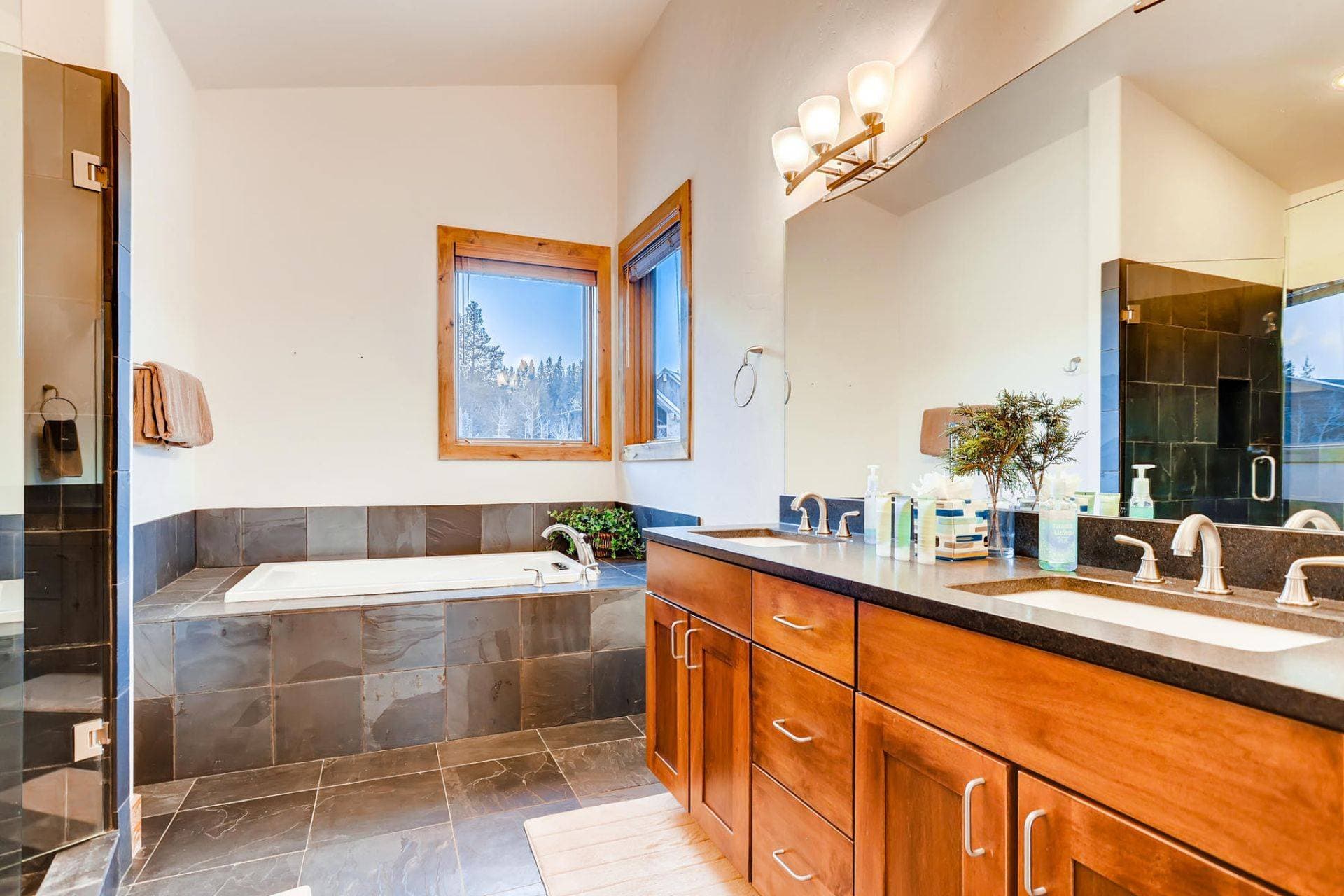 Beeler House - Image 18