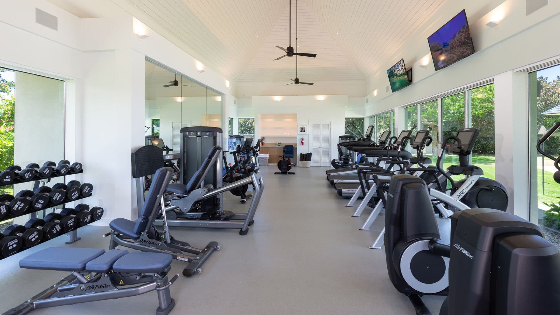 Mauna Kea Beach Escape - Image 97