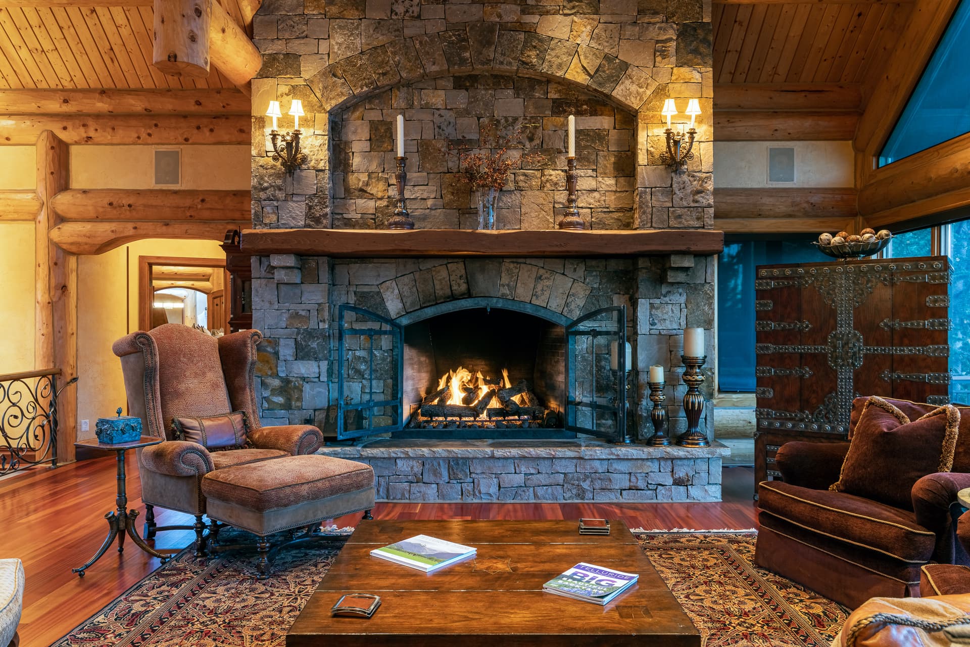 Log Out At Touchdown Retreat - Image 9