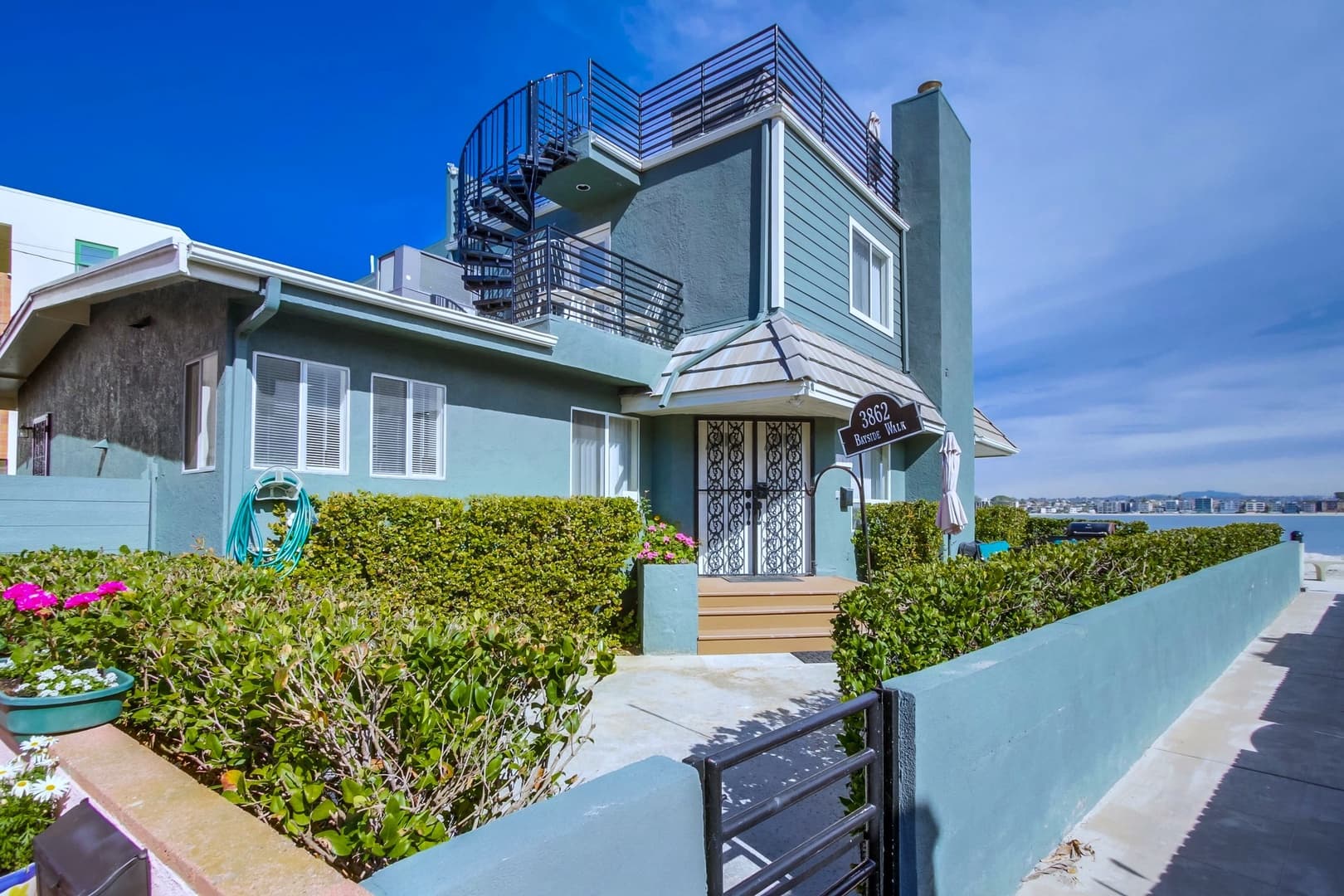 Beach Haven House - Image 1