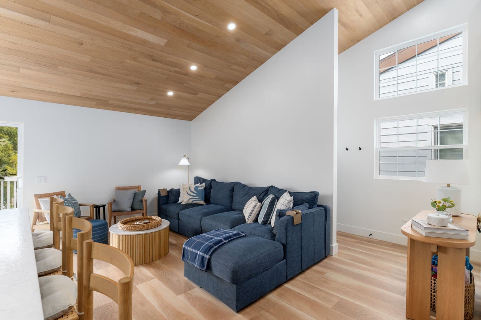 Island Paradise - Image 8