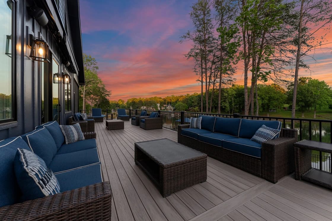 Black Bear Lodge - Image 14