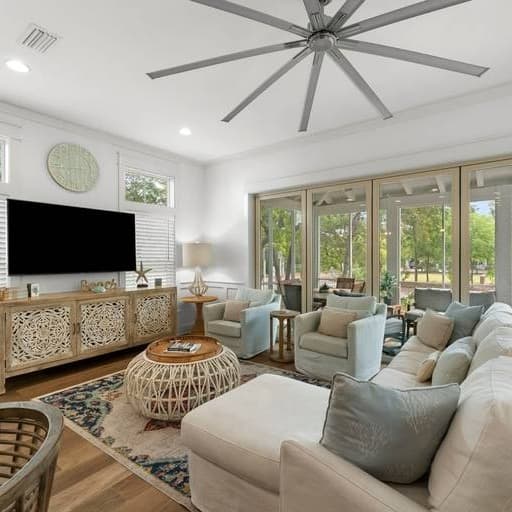 Mermaids Grotto - Image 1