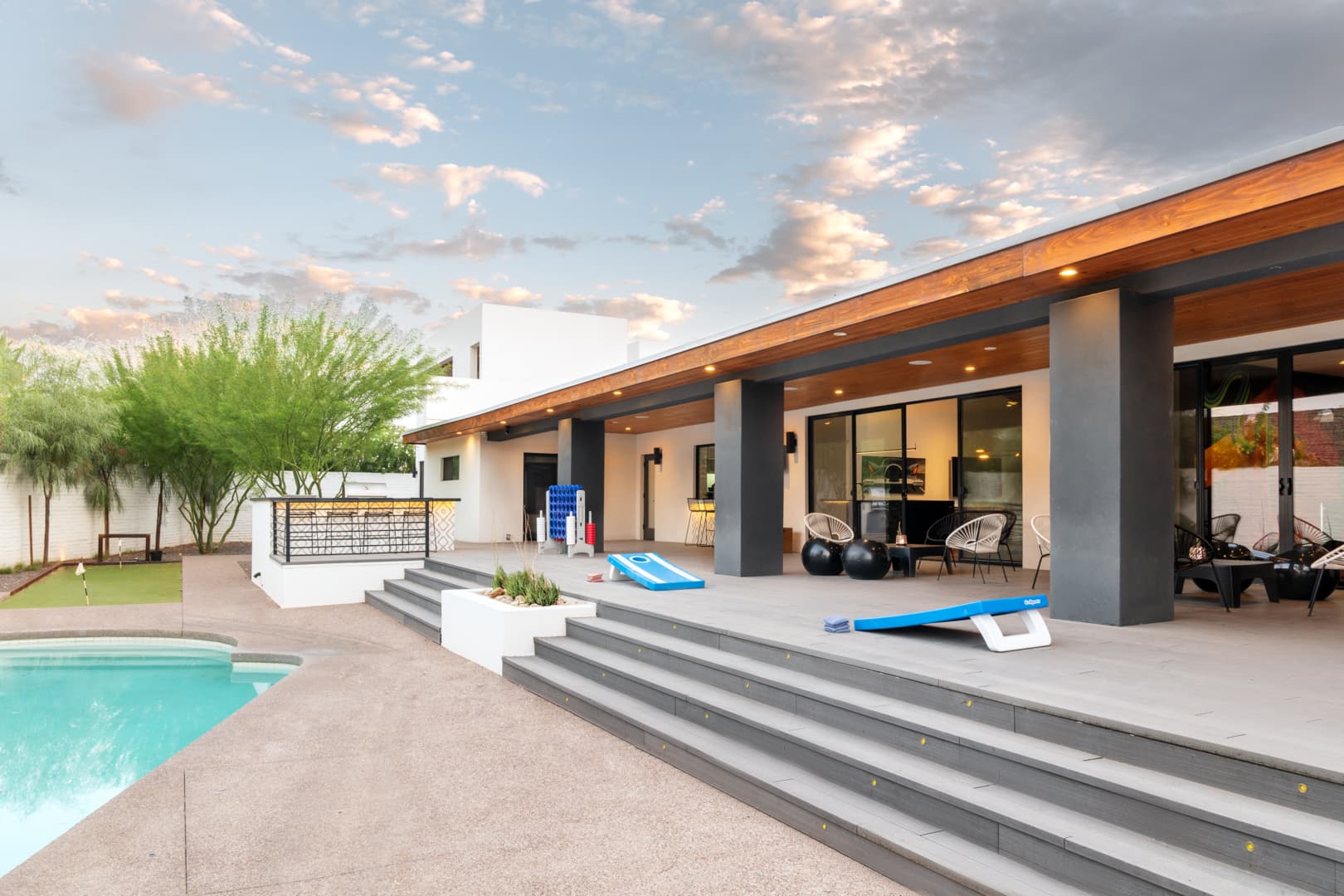 Camelback Manor - Image 27